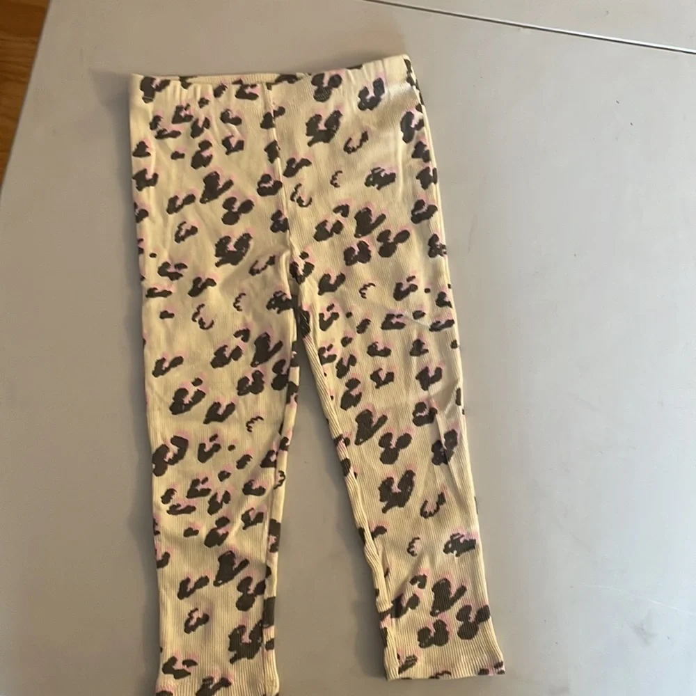 Cream leopard outfit- 127